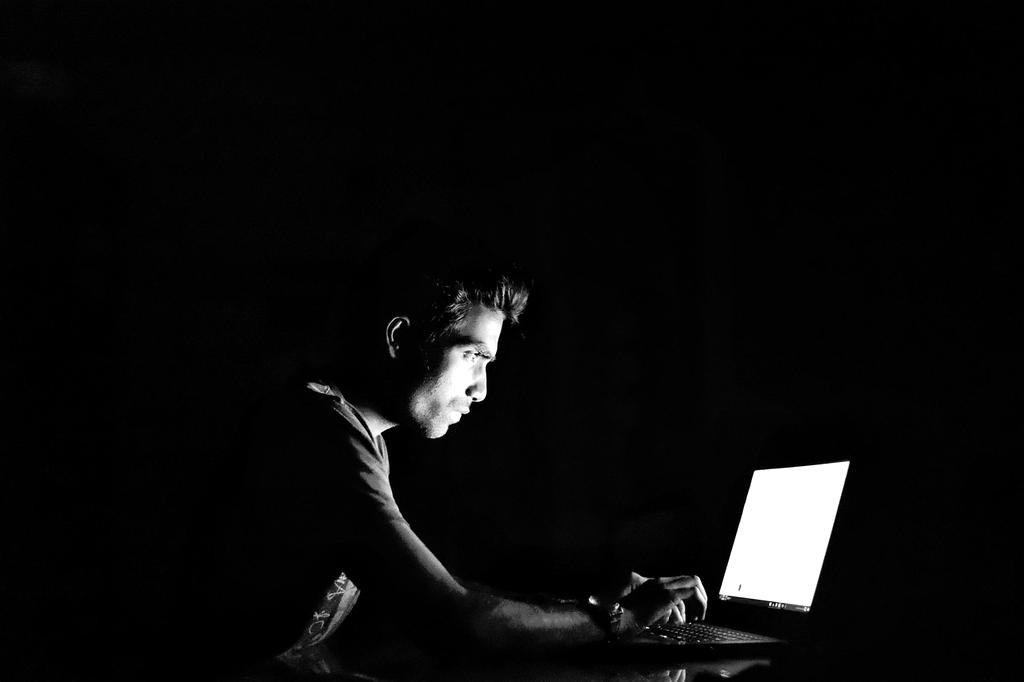 Quantum encryption visualization with secure data streams